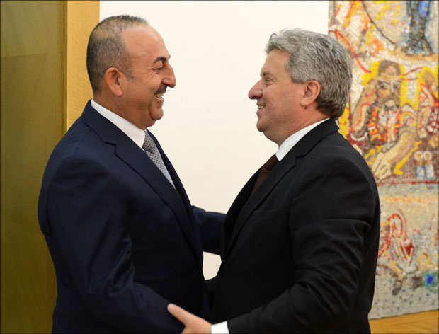 Чавушоглу и Иванов о напорима за чланство МК у НАТО