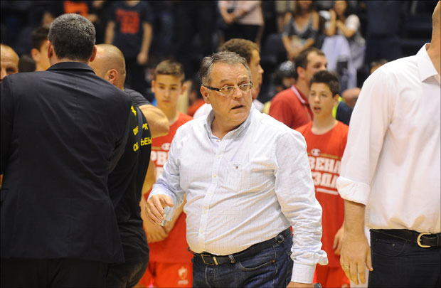 Човић разговарао са играчима, али не и Радоњићем