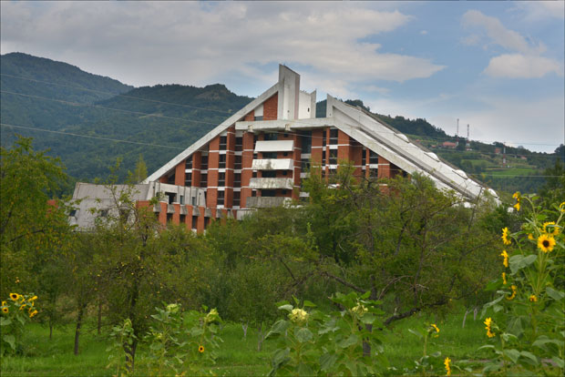 Коров тера госте из бања