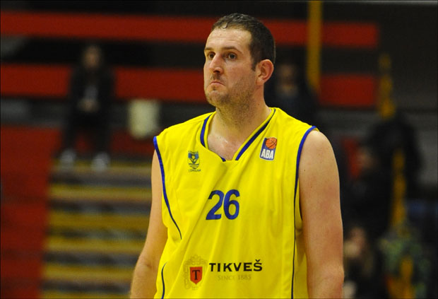 Лабовић у Карпошу још годину дана