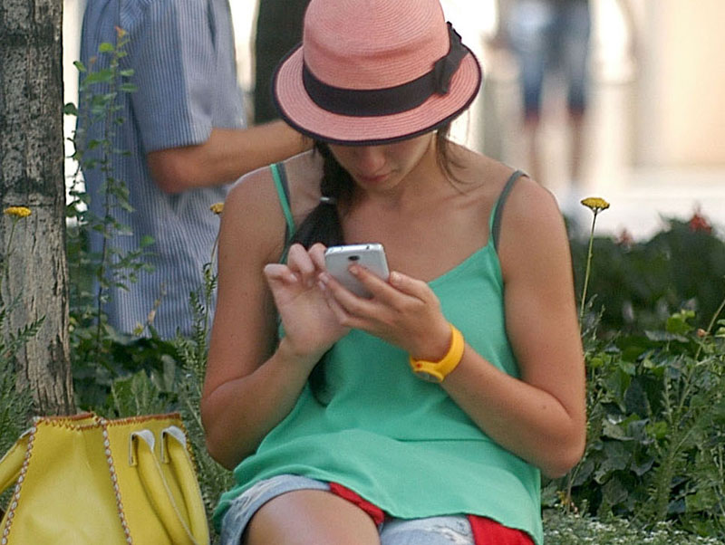 ПИСМО ЕВРОПСКОЈ КОМИСИЈИ: И нама укините роминг!