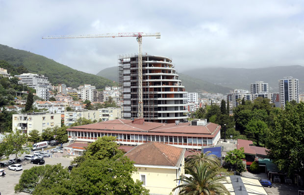 Промаја у џеповима богаташа