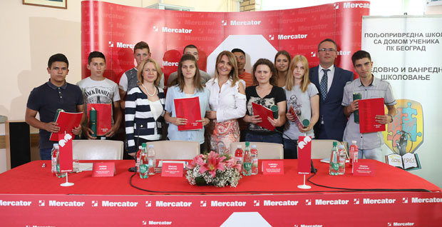 Ђаци добили посао у Идеји, Роди и Меркатору