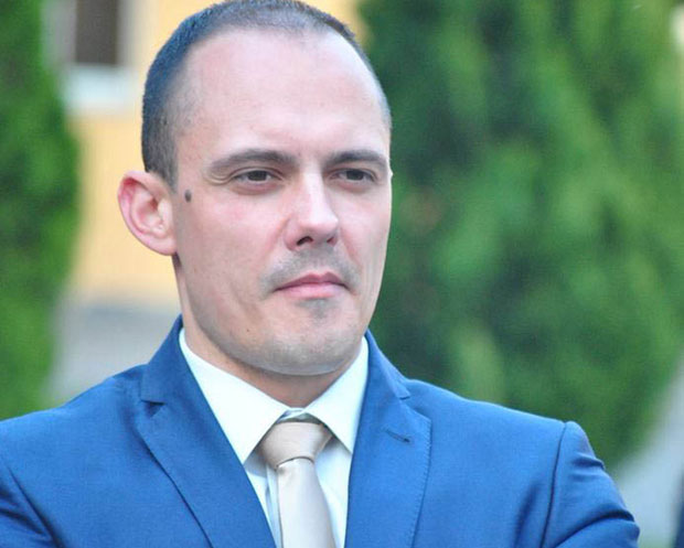 Функционеру из Ваљева притвор због мита