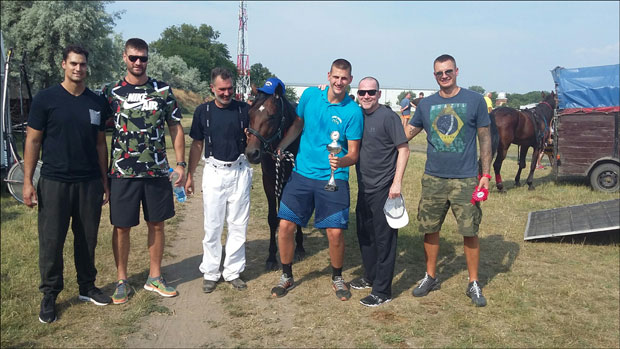 Љубимац Николе Јокића бриљирао на “Суботичкој миљи”: Мелоун навијао за Кечера