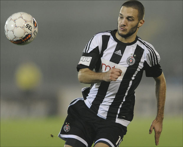 РАСТАНАК СА ПАРТИЗАНОМ: Ђукић прецртао левог бека