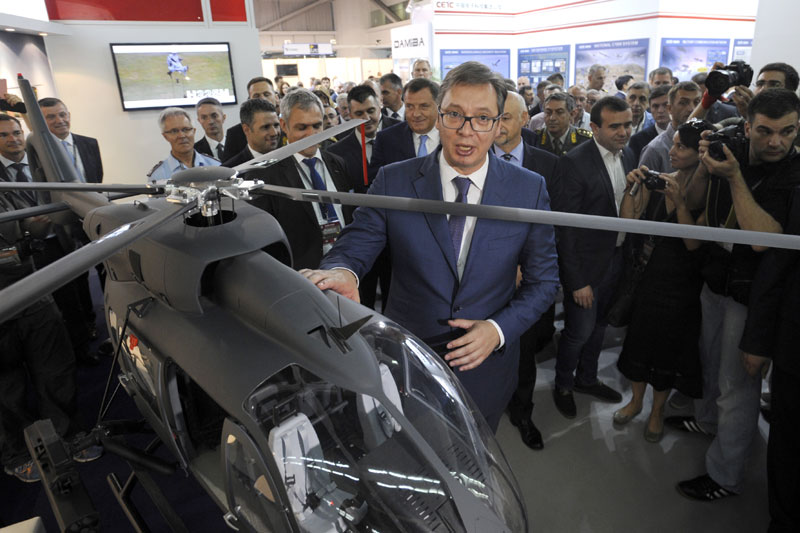 Вучић: Нека Хрватска купује авионе, ми смо сигурни