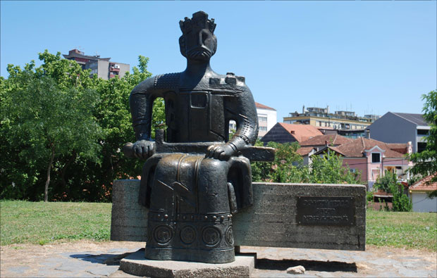 Лазарев град пун светиња