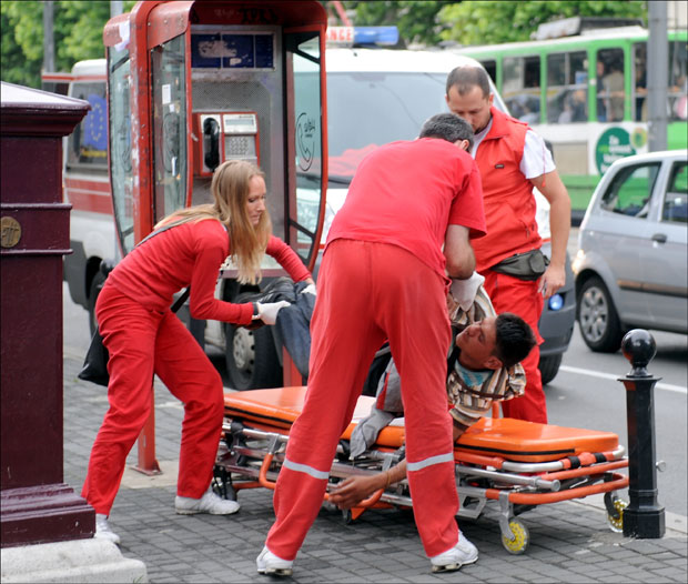 Хитној за петину више позива