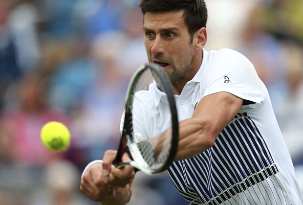 Симболична порука Ђоковића: Баш не волим кад падам 