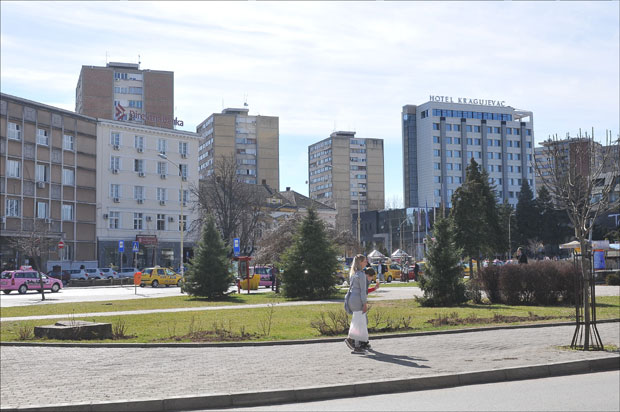 Град пред банкротом, а за празну касу нико крив