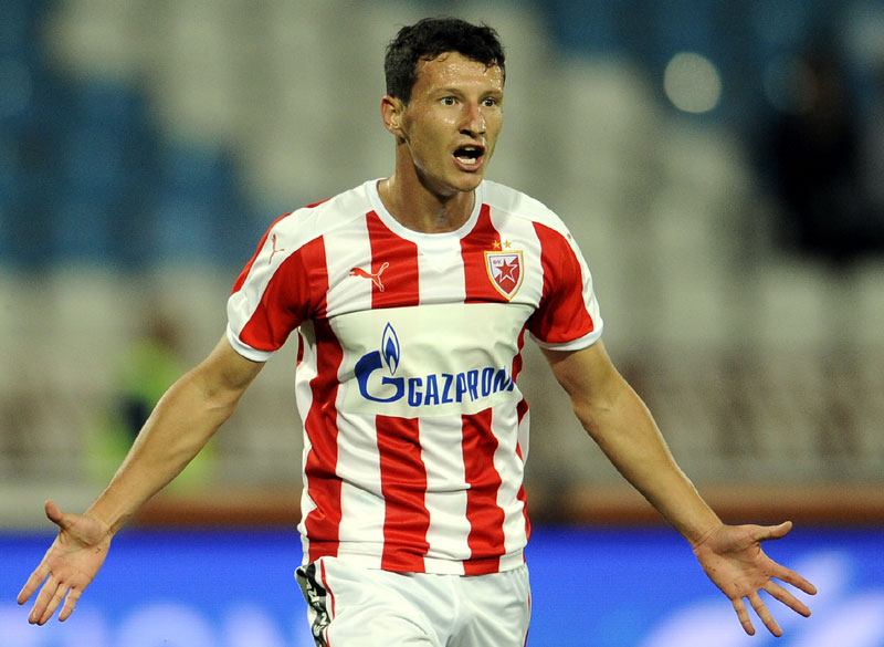 ЗВЕЗДА УБЕДЉИВА: Боаћи и Срнић за миран пут на Малту