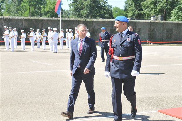 Показна вежба Жандармерије изведена у Краљеву (ФОТО)