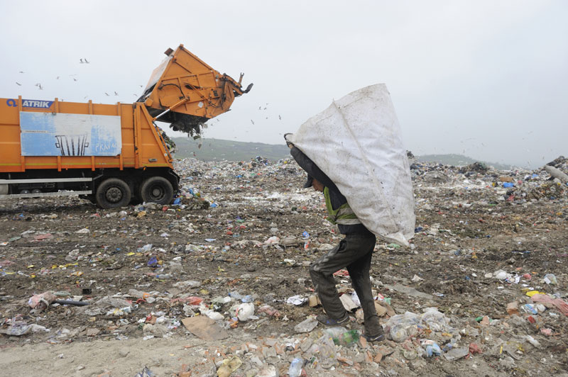 На депонијама затрпано 50 милиона евра