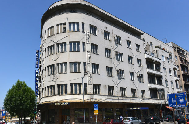 Од Београда остало само ђубре и дугови