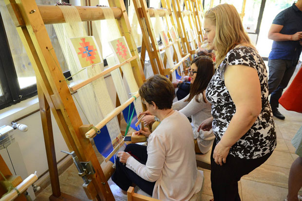 Пиротски ћилими освајају свет