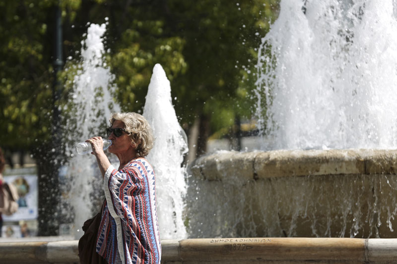 Грчка престоница опустела на плус 44