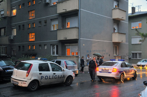 ЈЕЗИВО: Убиство и самоубиство супружника на Карабурми