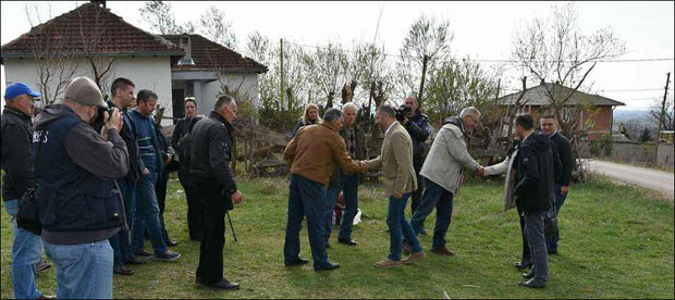 Граде нови живот на рушевинама
