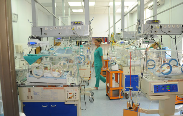 Нови Сад: Акција УНИЦЕФ за помоћ превремено рођеним бебама