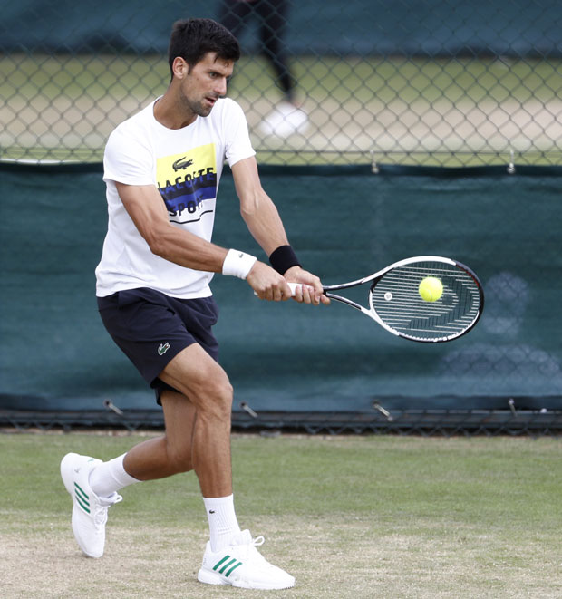 ЂОКОВИЋ ПРЕД СТАРТ ВИМБЛДОН: Људско биће пре тенисера