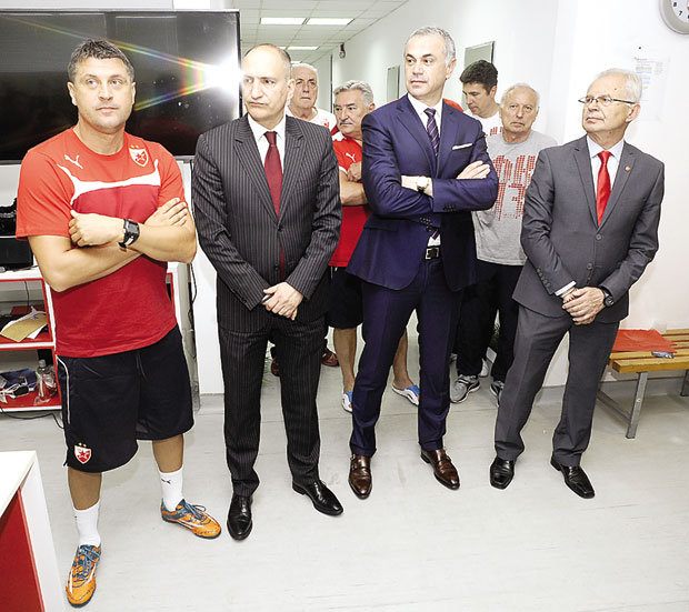 МРКЕЛА О ПРЕЛАЗНОМ РОКУ: Пешић отвара другу серију