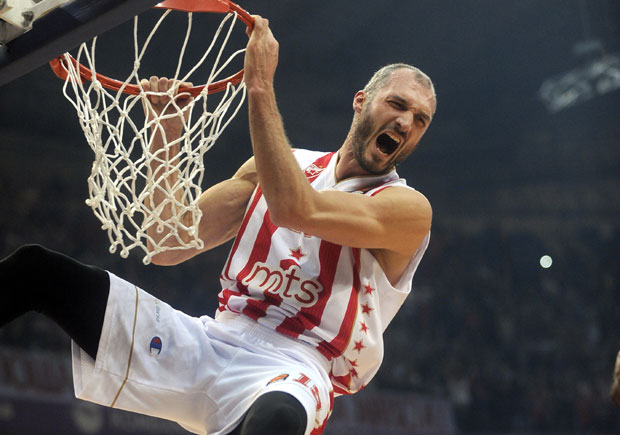 ЗЕНИТ ПОТВРДИО: Симоновић у плаво-белом дресу!