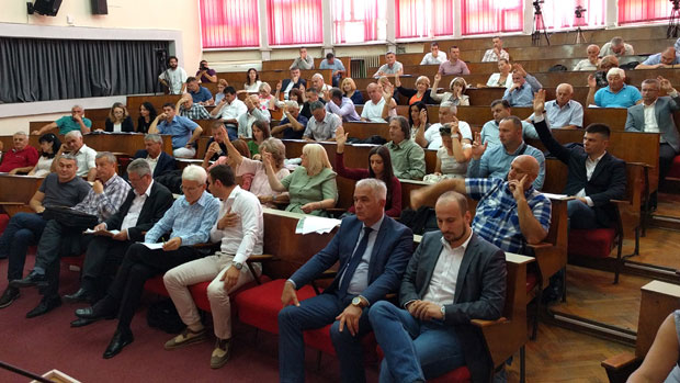 Чачак: Нови пословник за нове свађе