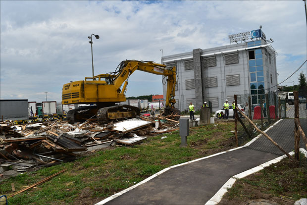 Проширују царински терминал