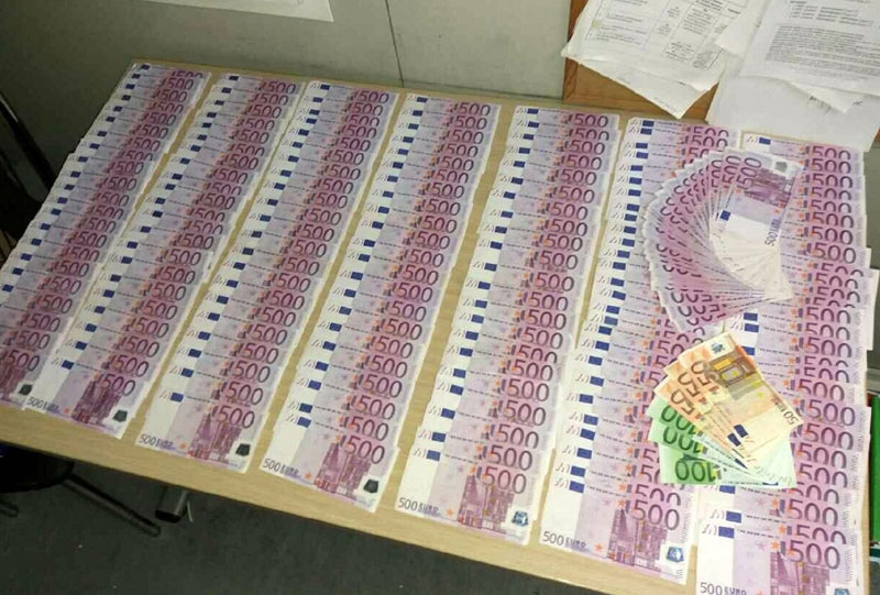 Сакрио у чарапе више од 100.000 евра