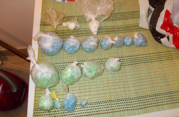 У Инђији заплењени наркотици