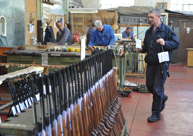 Странци улазе у српску војну индустрију