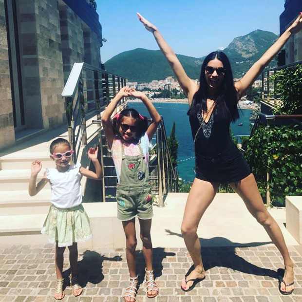 Лими и ћеркама прија Црна Гора