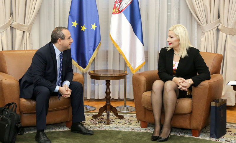 Циљ Србије да до 2020. ниједно дете не погине у саобраћају