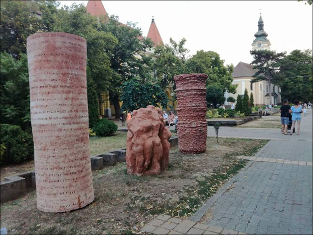 Праве скулптуре од теракоте