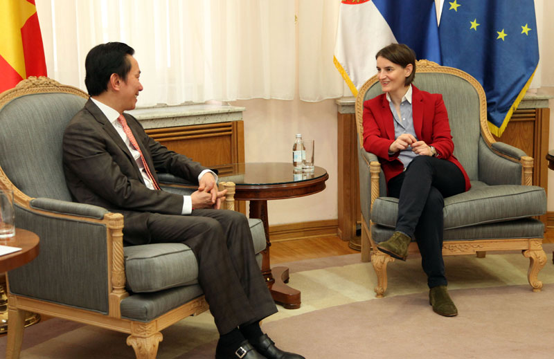 Брнабић са амбасадором Вијетнама при Унеску