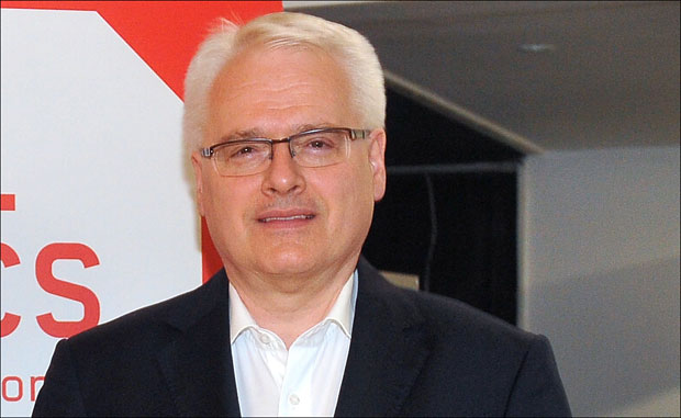 Јосиповић: Хрватска има комплексашку спољну политику