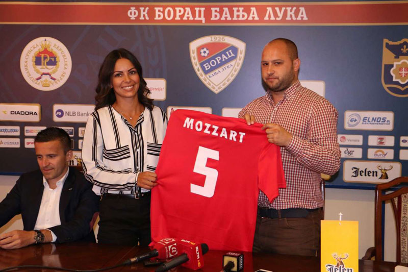 Mozzart уз „Великана из Платонове“