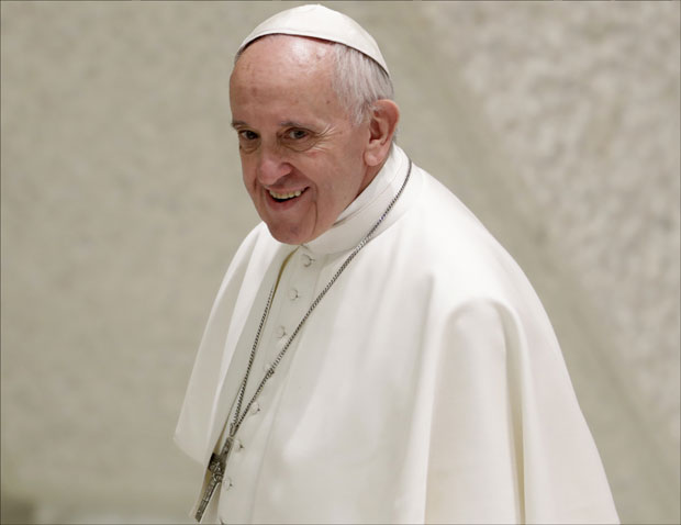 Папа се вратио из Азије где је тражио опроштај од Рохингја