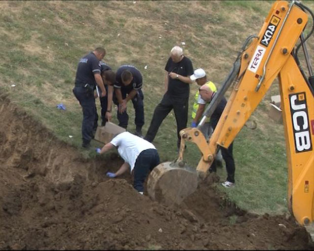 ХОРОР У НОВOМ ПАЗАРУ: На градилишту нађени посмтрни остаци неколико особа