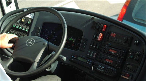 НЕСРЕЋА У РУСИЈИ: Преврнуо се аутобус са 30 радника; заспао возач