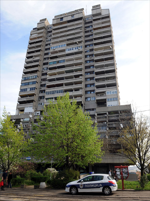 Диплома управника кошта 15.600 динара 