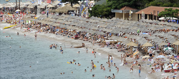 БУДВА: Јадран хлади вреле дане