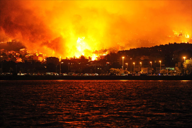 НАСА из свемира снимила застрашујуће призоре пожара у Хрватској 