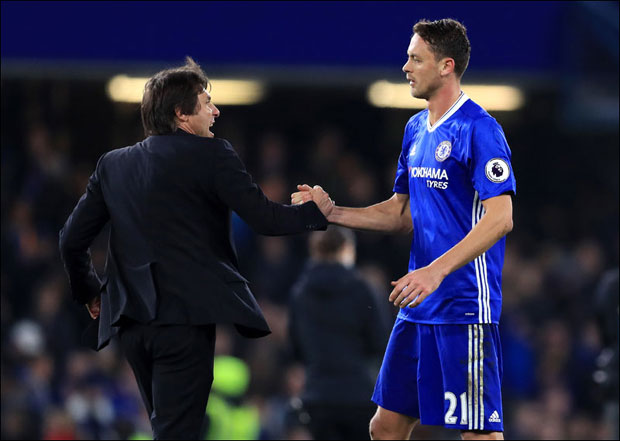 Конте изоставио Матића, ближи се трансфер у Манчестер?