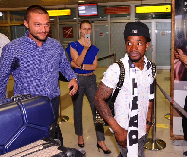 Партизан дочекао најзвучније појачање, клуб му није дозволио да прича: Сума стигао без речи