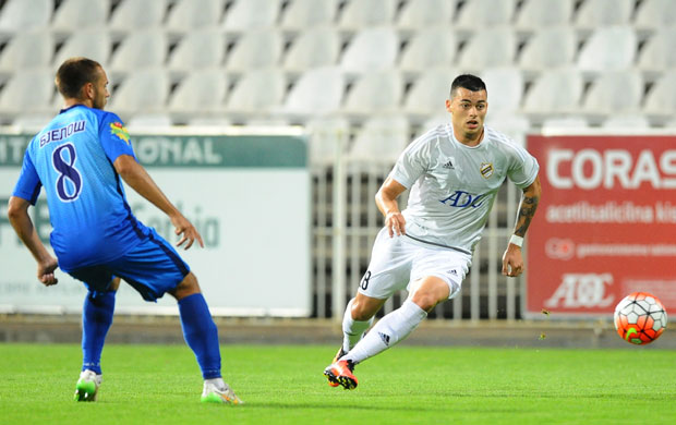 ТРИО СТИЖЕ НА “МАРАКАНУ”: Радоњић и Борјан потписују, Родић у петак на промоцији