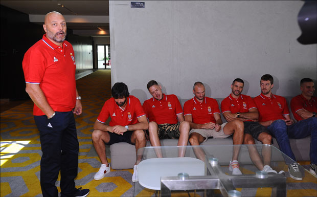 Ђорђевић окупио кошаркаше за ЕП