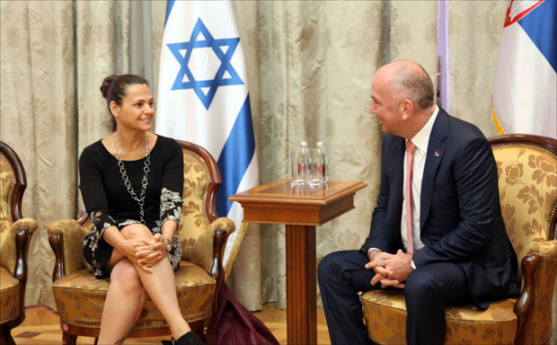 Поповић са израелском амбасадорком о иновацијама
