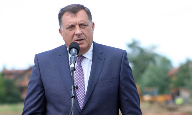 Додик: У Сарајеву делују по систему кадија те тужи, кадија ти суди